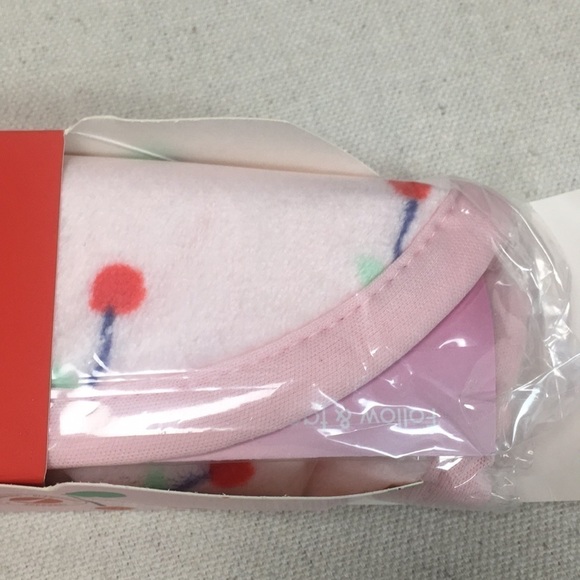 The Original Make Up Eraser Cloth Cherry print - Picture 4 of 5